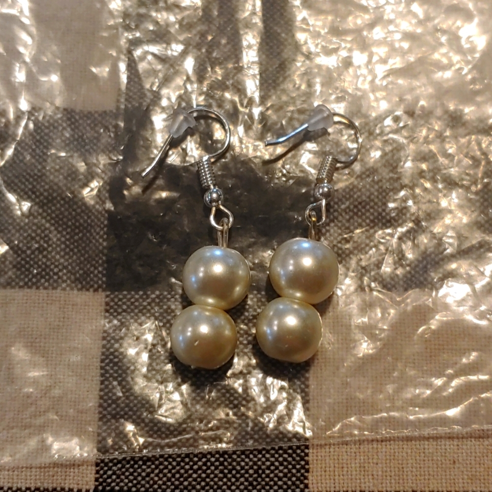 White pearl earrings